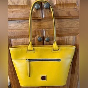 Dooney & Bourke Beacon Zip Tote